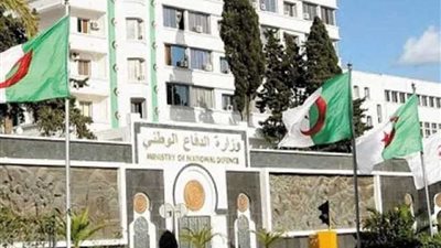 وزارة الدفاع الجزائرية : ضبط 4 عناصر دعم للجماعات الإرهابية بثلاث ولايات