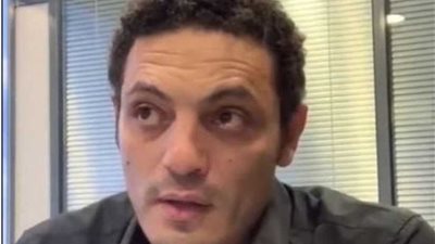 بلاغ يتهم العميل محمد علي بالإساءة للجيش والاستقواء بالخارج