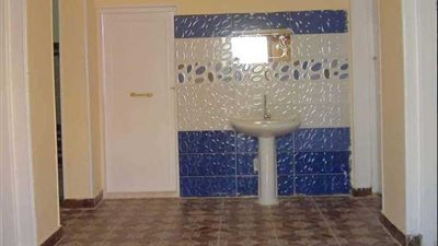 إعادة تأهيل 25 منزلا بقرية الساحل في العدوة