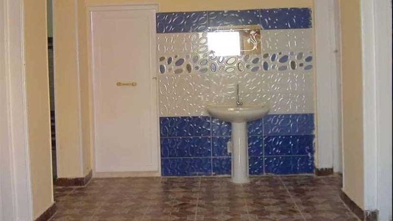 إعادة تأهيل 25 منزلا