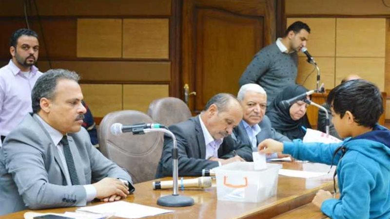 إجراء القرعة العلنية