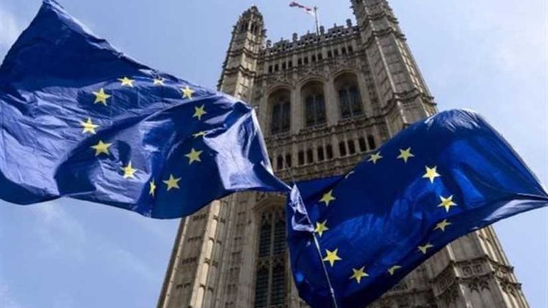 بنين تعلن طرد سفير