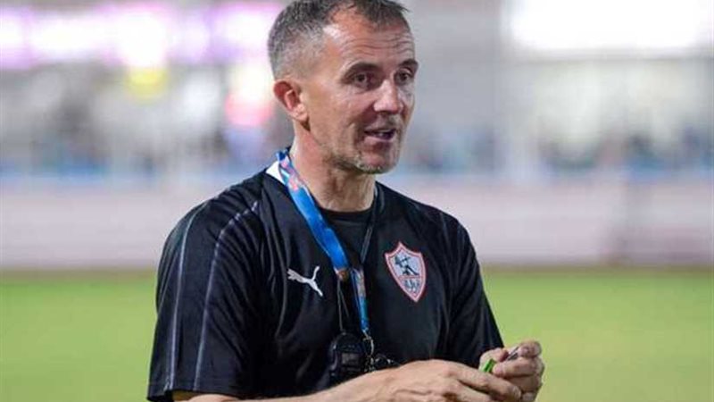 مؤتمر صحفي لــميتشو