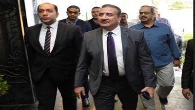 محافظ المنوفية: استحداث إدارة رقمية لدعم التأمين الصحي الشامل