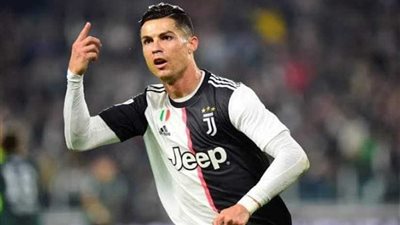 الكرة الذهبية.. بواش يدعم 