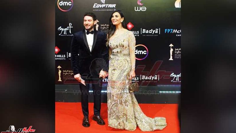 غاوي شهرة ..قبلة