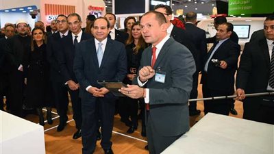 صفحة المتحدث الرئاسي تنشر عددًا من الصور لافتتاح مؤتمر 