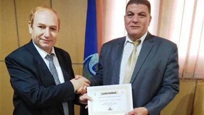 وزيرة البيئة تكرم قيادات زراعة البحيرة