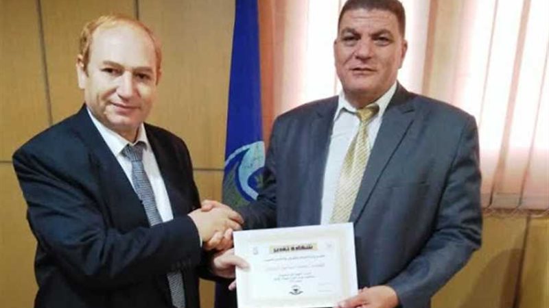 وزيرة البيئة تكرم