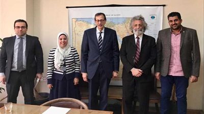 نقيب الأطباء يلتقى مساعد وزير الخارجية لبحث سبل التعاون المشترك