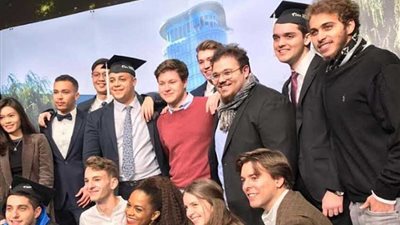 أسرة الموسيقار جمال سلامة تحتفل بتخرج نجله الأكبر من جامعة بألمانيا