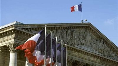 فرنسا: صواريخ إيران الباليستية لا تراعي الاتفاق النووي