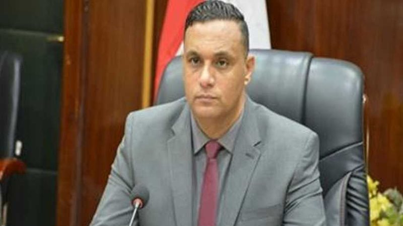 الكشف على 1931 مواطنًا