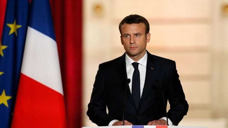 ماكرون يدعو لاستئناف