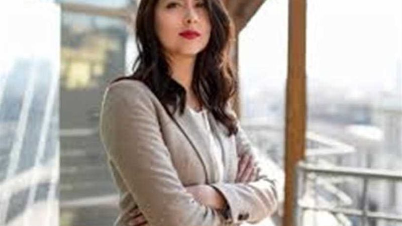 فوز الناشطة المصرية