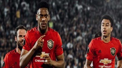 انتصار مانشستر يونايتد وعنصرية جماهير مانشستر سيتي الأبرز في صحف إنجلترا