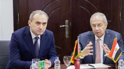 وفد صناعي من بيلاروسيا يزور المنطقة الاقتصادية لقناة السويس لبحث فرص الاستثمار