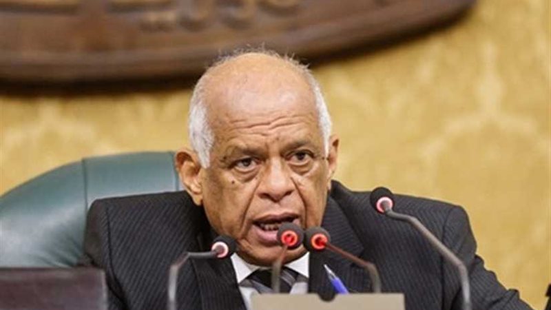 الدكتور علي عبد العال