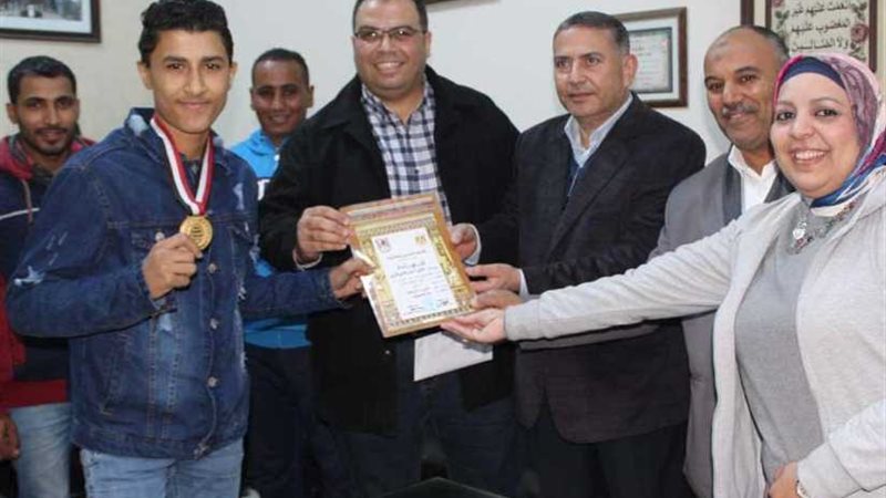 نادي المنيا يكرم