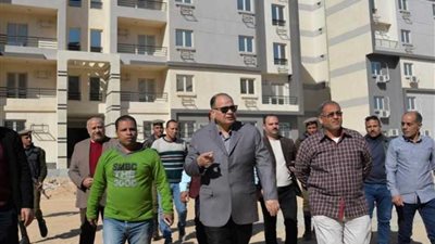 محافظ أسيوط يتفقد مدينة 