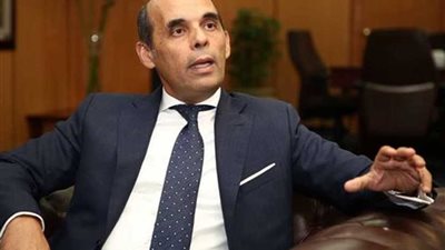 رئيس بنك القاهرة: طرح حصة من البنك في البورصة خلال الربع الأول العام المقبل