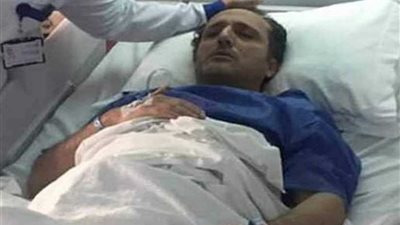 إصابة شريف مدكور بفيروس في الدم.. رسالته لمرضى 