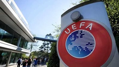 الحكم الألماني ستيلر يدير مباراة كلوب بروج وريال مدريد بدوري الأبطال