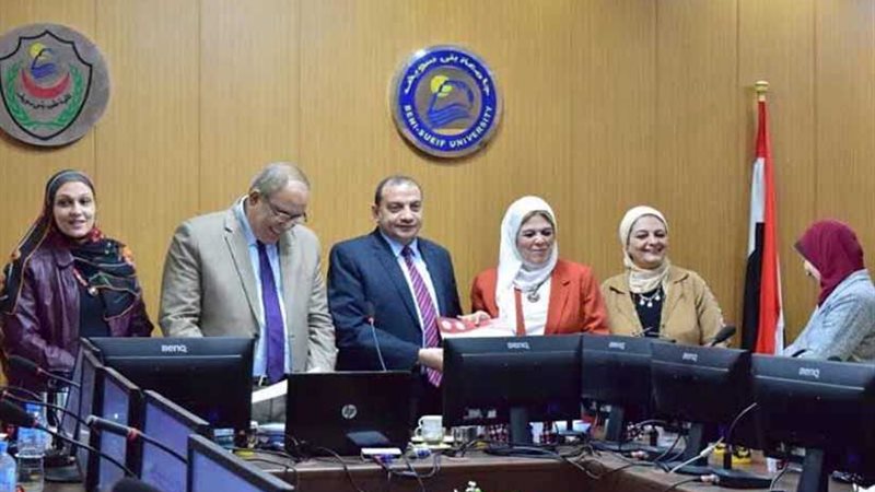 رئيس جامعة بني سويف