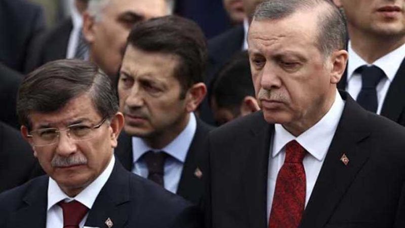 داود أوغلو يرد على