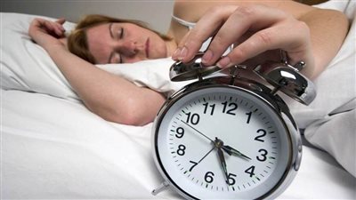 من يمكنه النوم أقل من ثماني ساعات؟