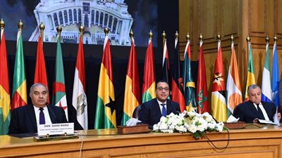 رئيس المحكمة الدستورية: نناقش ظاهرة الإرهاب بوصفها مشكلة إفريقية