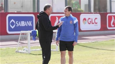 الخطيب يحضر مران الأهلي بعد هزيمة السوبر