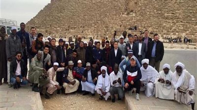 «أكاديمية الأزهر» تنظم رحلة للأئمة الوافدين للتعريف بحضارة مصر وتاريخها العريق