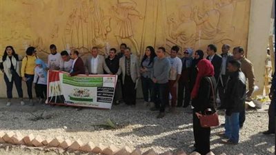 تنفيذ حملة نظافة وتوعية بيئية 