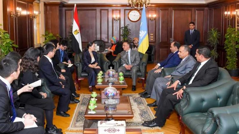 الشريف يستقبل وفدا