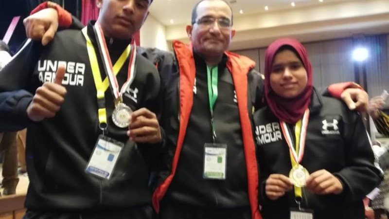 الطلاب الفائزين