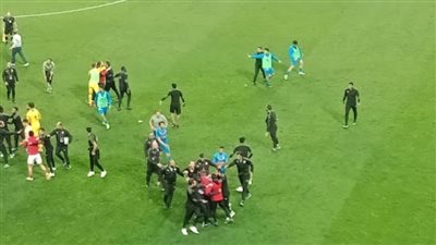 قرارات لجنة الانضباط في مباراة السوبر.. إيقاف كهربا وإمام عاشور لنهاية الموسم