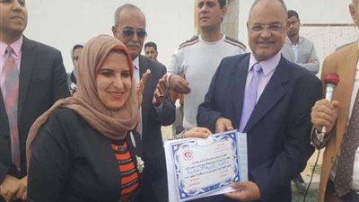 في اليوم العالمي لذوي الإعاقة.. ”الأمل للصم“ تكرم مسؤول القومي للمرأة بالمنوفية.. (صور)