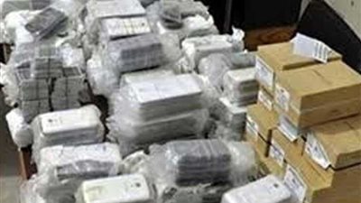 جمارك منفذ أرقين جنوب أسوان تحبط محاولة تهريب عدد من الهواتف المحمولة