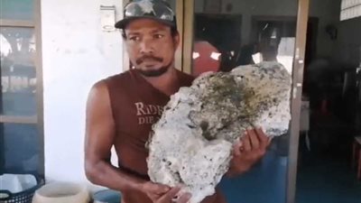 عامل نظافة يعثر على قطعة نفايات قيمتها 11 مليون جنيه