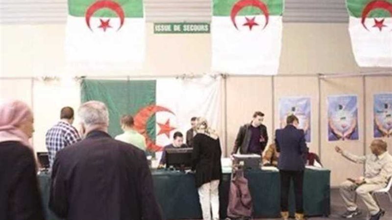 انتهاء التصويت في