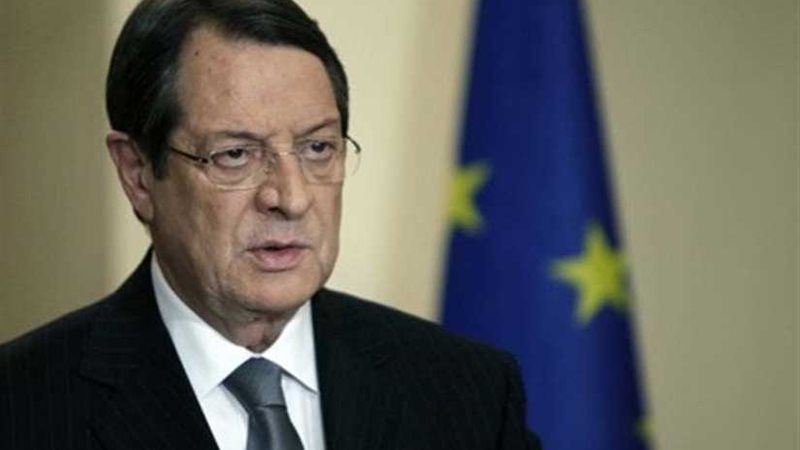 الرئيس القبرصي يشيد