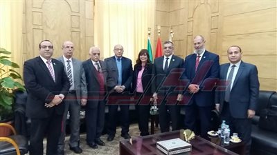 بيطري بنها تستقبل لجنة المراجعة لضمان جودة التعليم