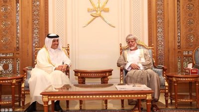 وزير الخارجية العماني يبحث مع نظيره الفلبيني تعزيز التعاون البلدين