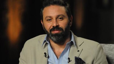 قمة السوشيال ميديا| حازم إمام يطالب بتوقيع عقوبات صارمة على من أخطأ