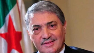 علي بن فليس يعتزل العمل السياسي بعد خسارته الانتخابات الرئاسية الجزائرية