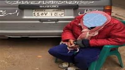 التضامن تنقذ عجوزًا من شوارع الإسكندرية