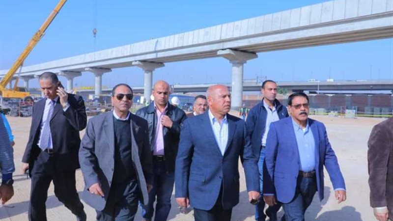 وزير النقل يتفقد