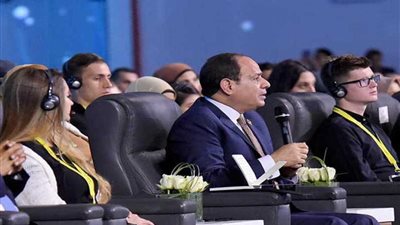 موجز الرابعة : الرئيس السيسي: القدرة النووية الحقيقية لأية دولة هي الاستقرار والتنمية.. والجنيه يضرب رقم 16 أمام الدولار