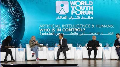 عندما تحدثت الروبوت صوفيا ندًا مع البشر مدافعة عن آرائها مقدمة نصائح للإنسان